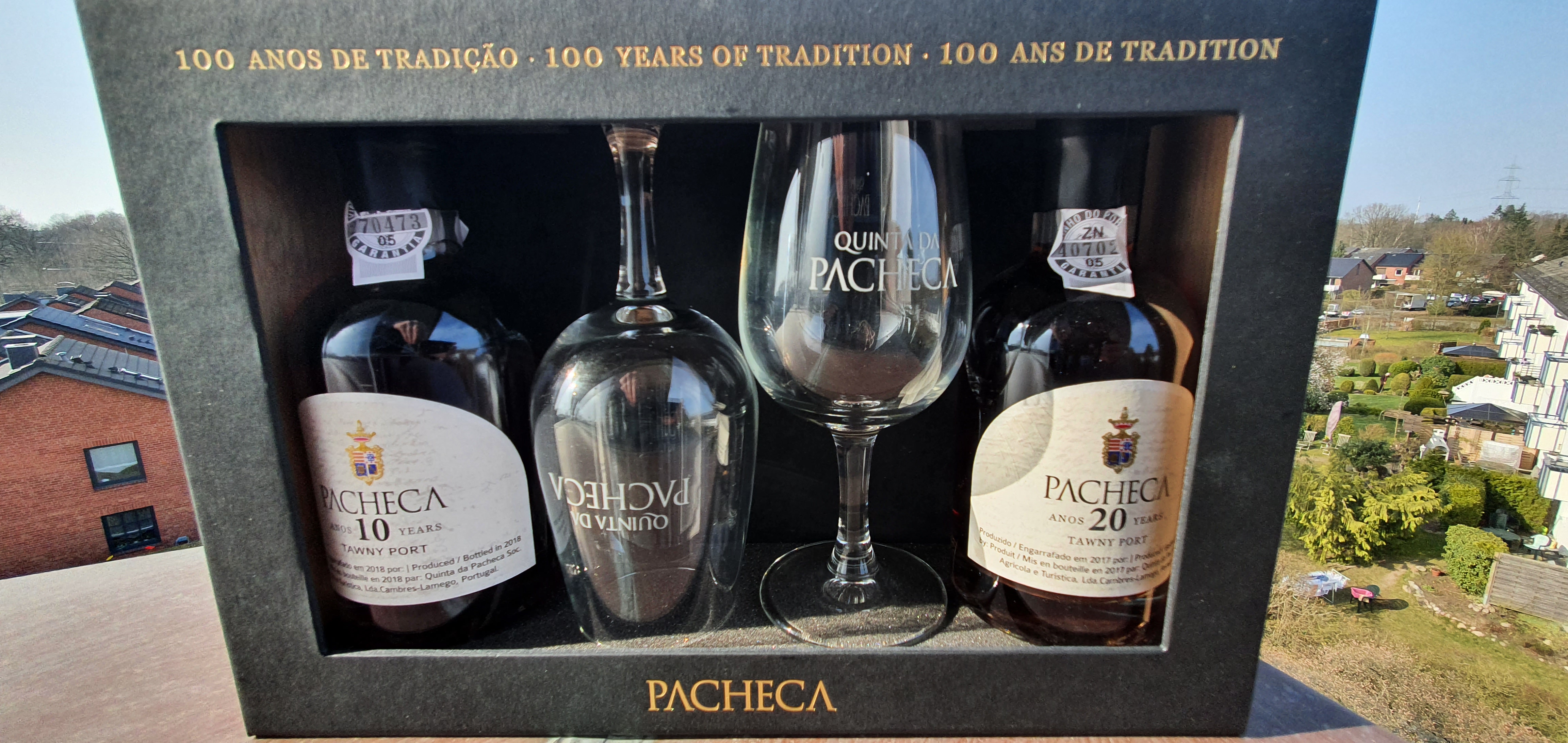 Pacheca Geschenk-Set Tawny 10 & 20 Years mit Gläsern im Wooden Case