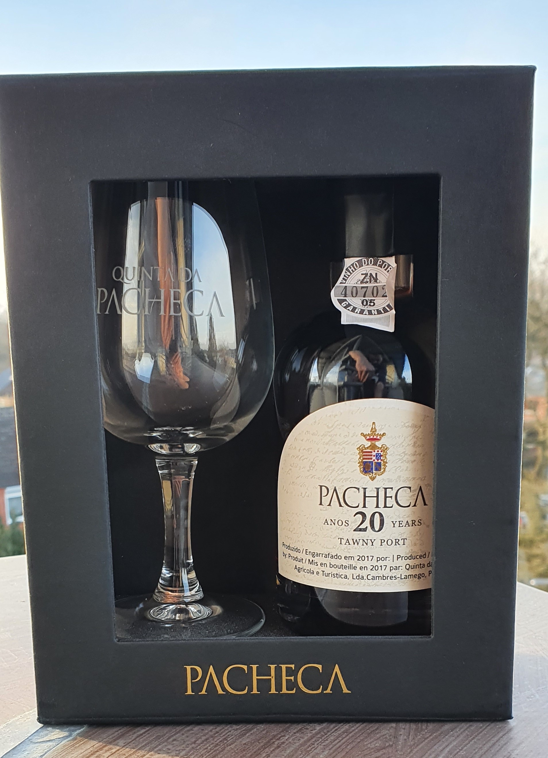 Pacheca 20 Anos & Portweinglas im Wooden Case  (0,2 L Flasche)